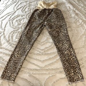 Jessica Simpson Maternity Cheetah Print Skinny Jeans. Size Small